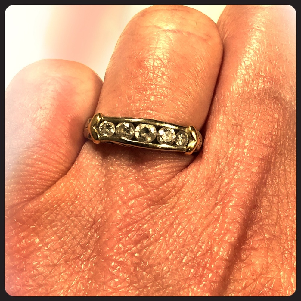 1 carat diamond ring